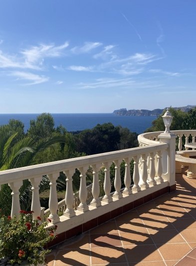 Villa en primera línea con espectaculares vistas al mar