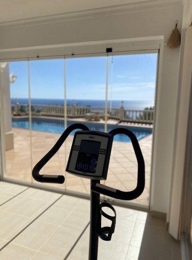 Villa en primera línea con espectaculares vistas al mar
