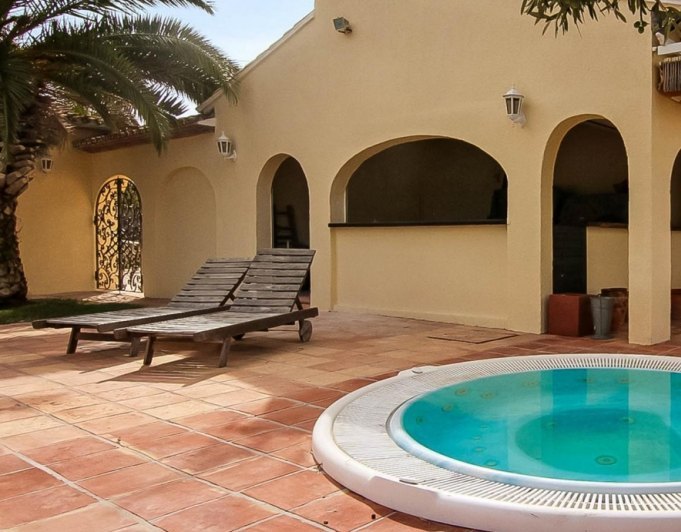 FINCA EN BENISSA