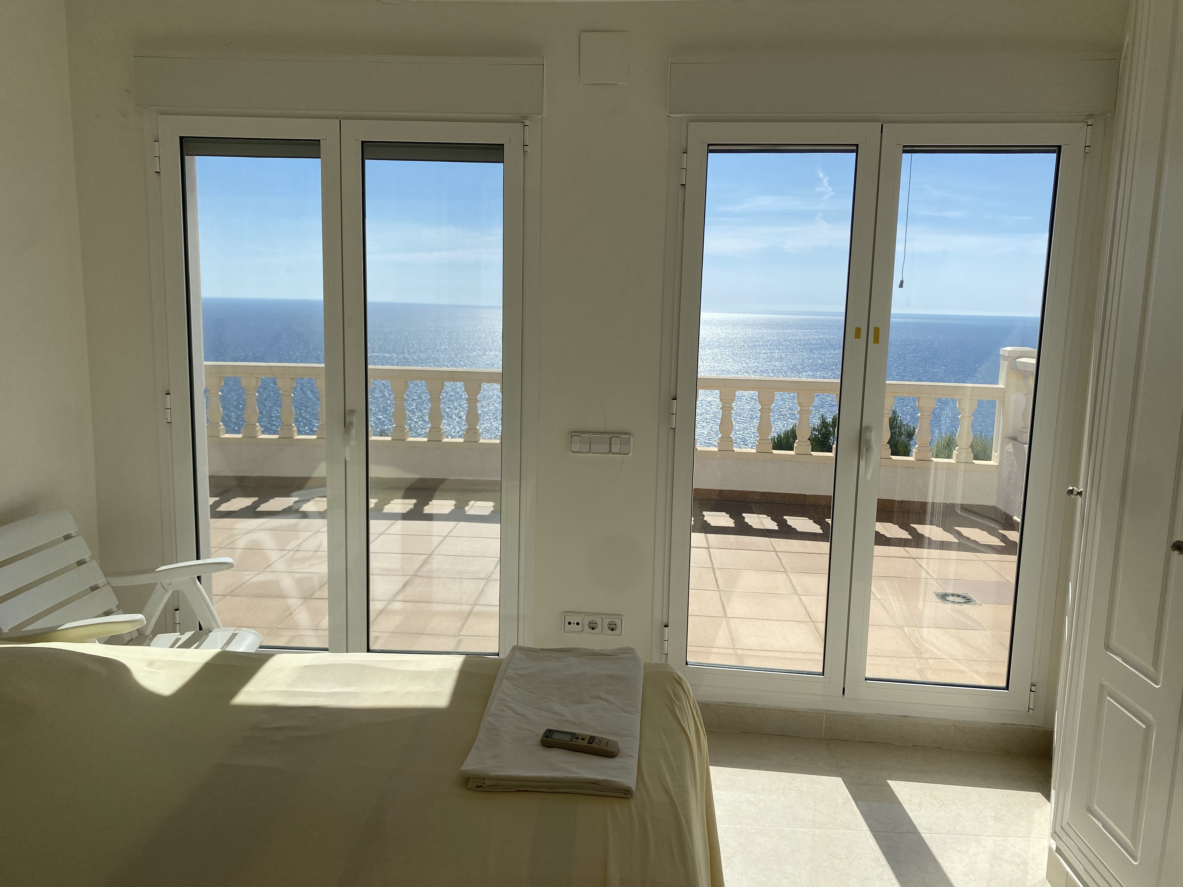 Villa en primera línea con espectaculares vistas al mar