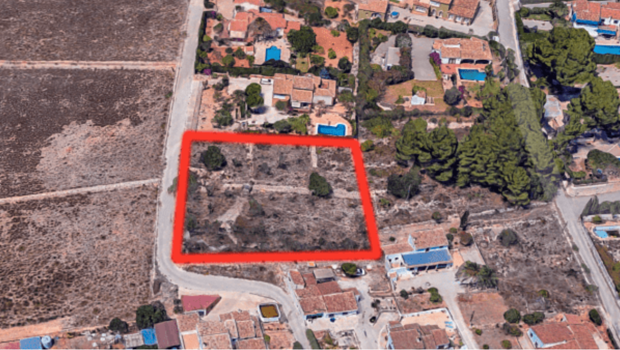 Javea. Parcela en Montgo con Licencia de Obra